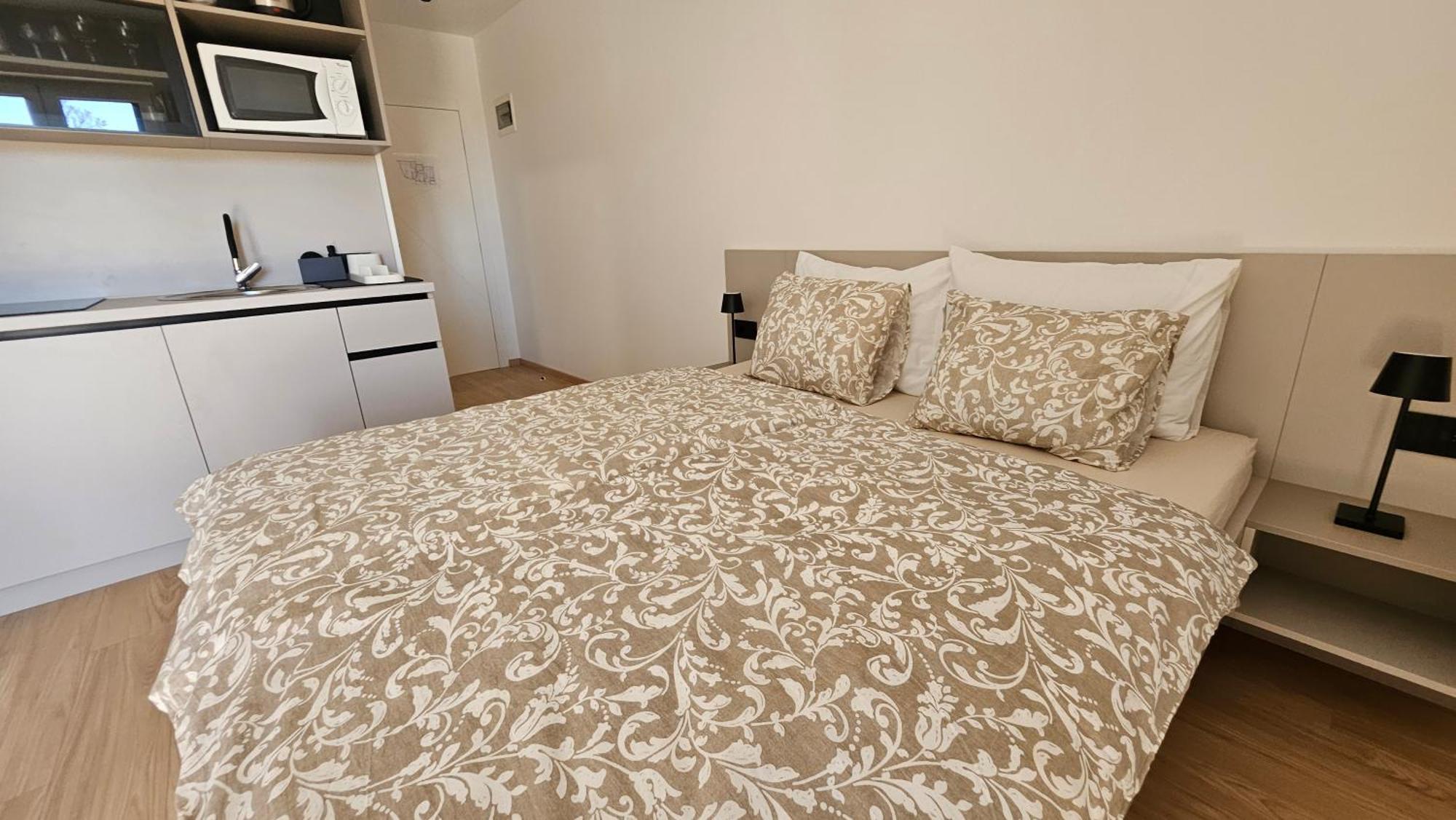 Richi Rooms & App Funtana Kültér fotó
