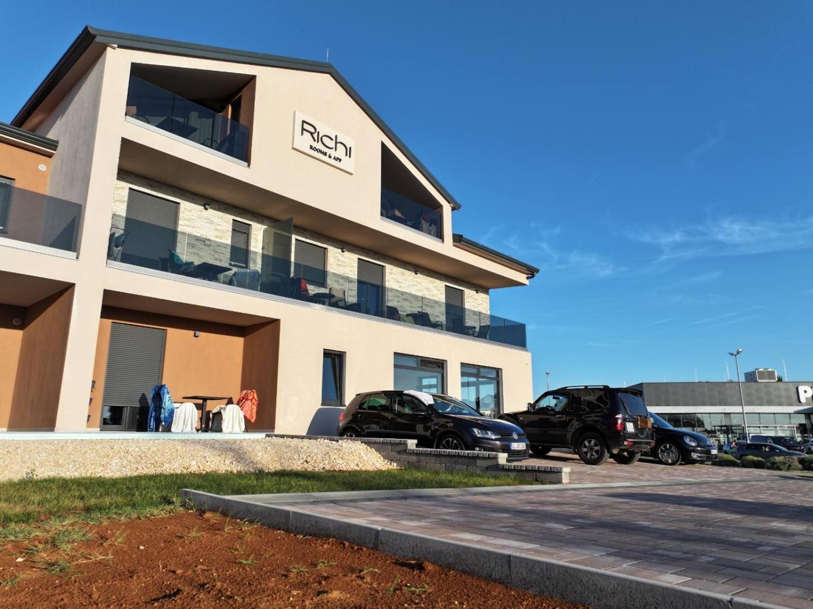 Richi Rooms & App Funtana Kültér fotó